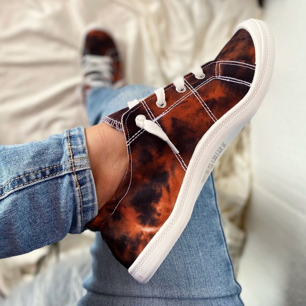 Black Tie Dye Flat Lace Sneakers Tennis